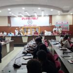 एकीकृत बागवानी मिशन को लेकर डीएम सीडीओ ने की बैठक