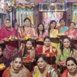 व्रती सुहागिनों ने करवा चौथ पर किया पूजन
